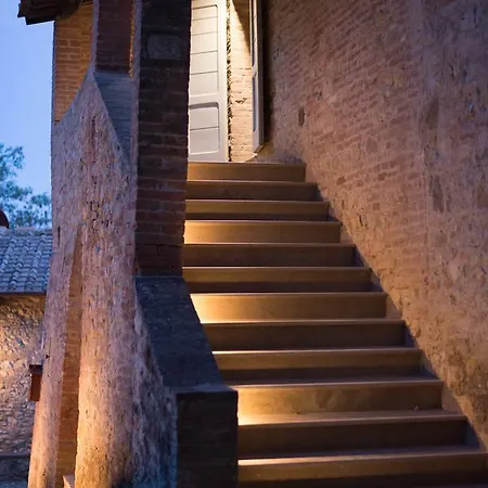 Bed & Breakfast Casanova Di Solaia 3*